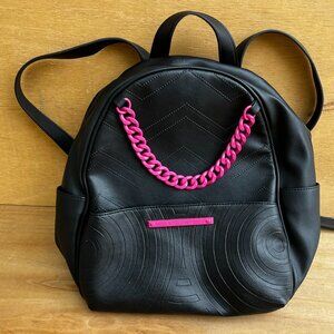 BETSEY JOHNSON QUILTED FAUX LEATHER CHAIN BACKPACK Women’s Black Pink